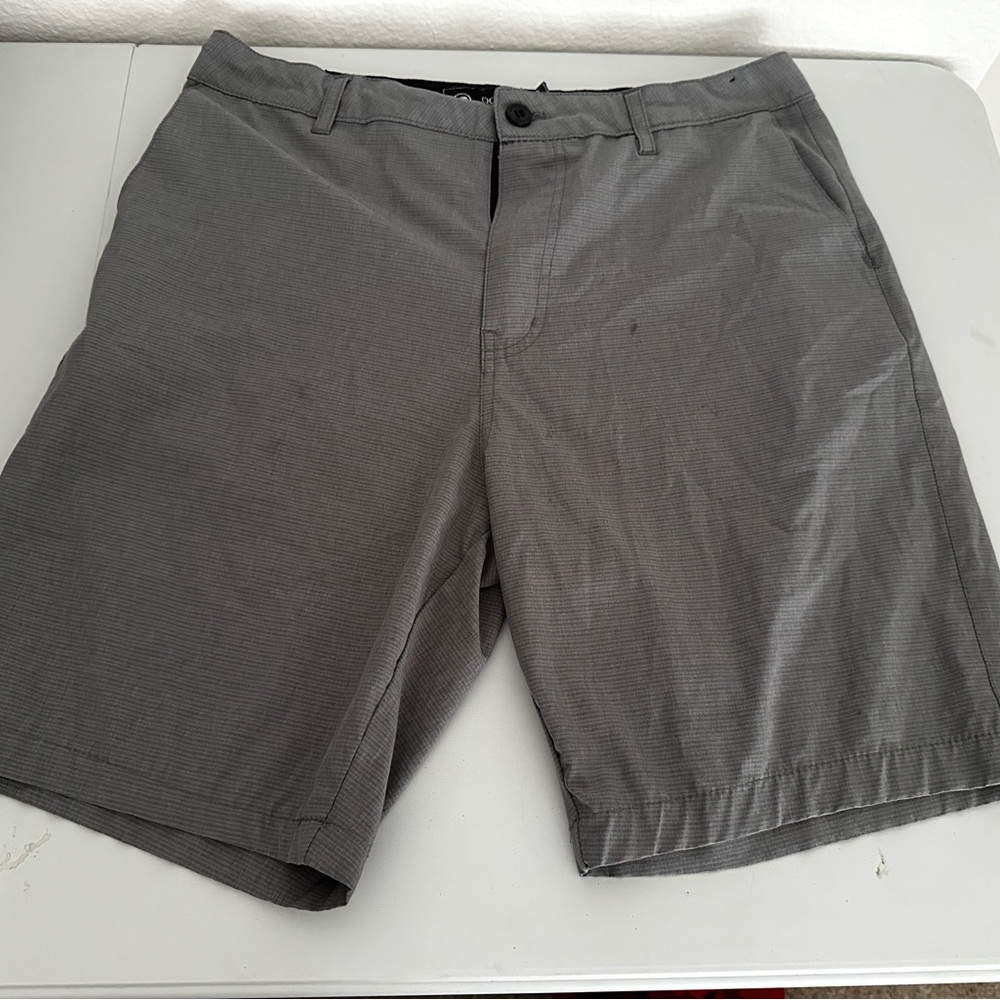 Men's Gray Shorts